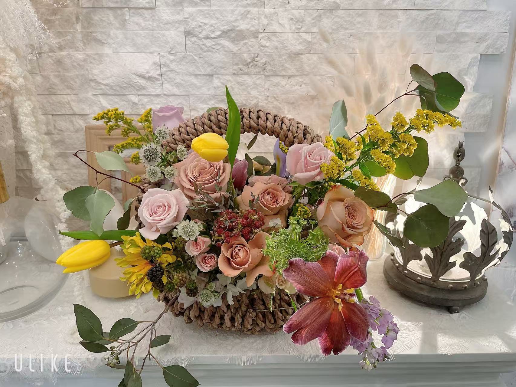 Floral arrangement